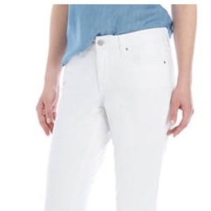 Crown and Ivy White Slim Fit Jeans